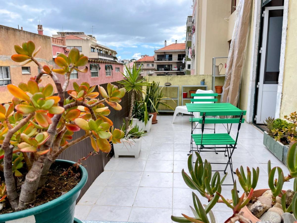 Ambiente Hostel Lissabon Exterior foto